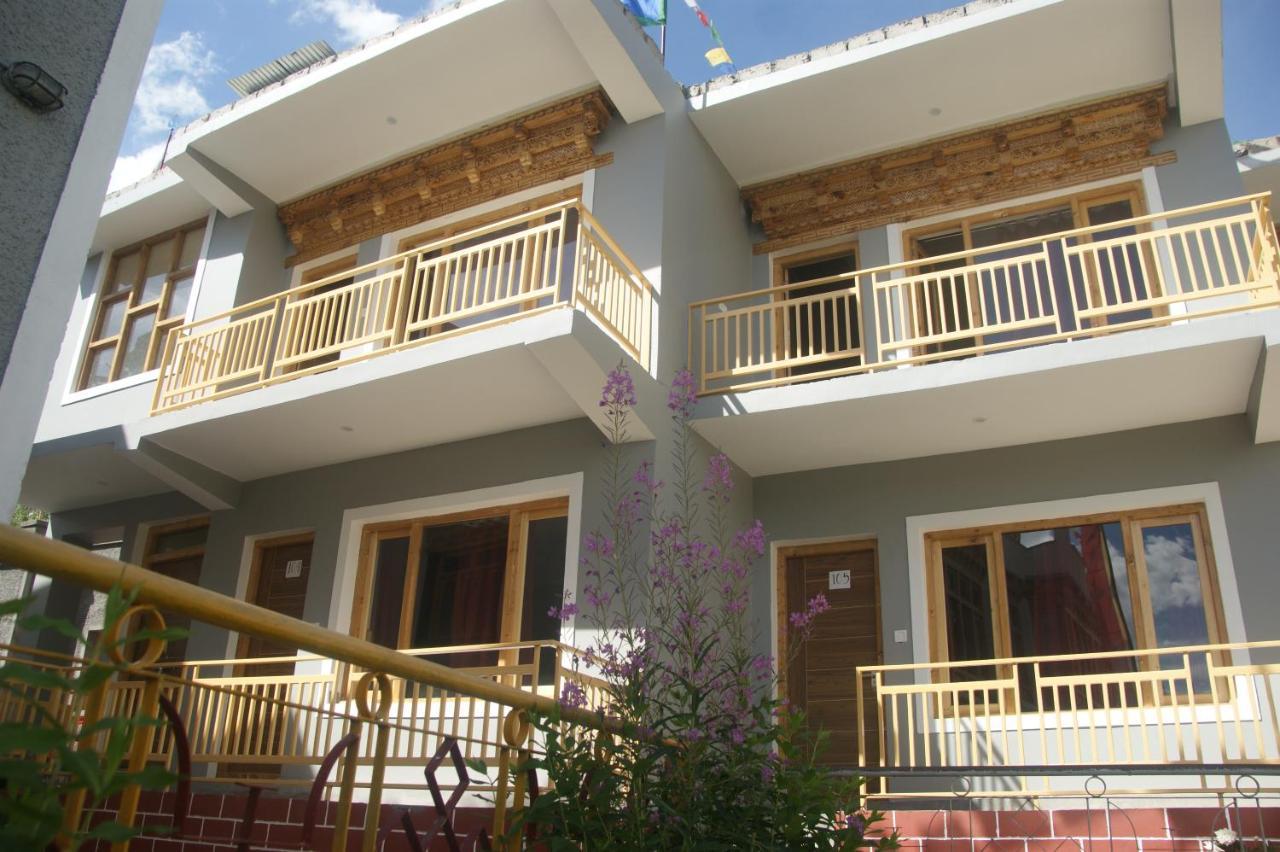 Chandan Guest House Leh Exterior foto